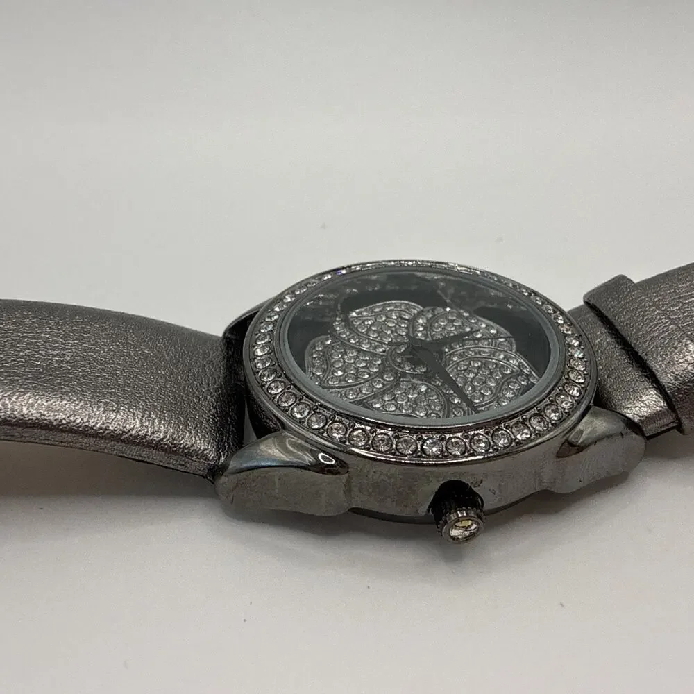 Women Victoria Wieck Swarovski Rose Quartz Analog 37mm New Battery Causal Watch